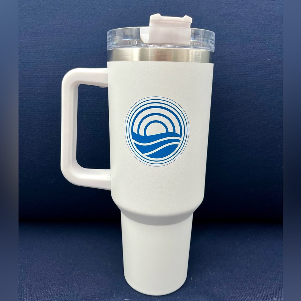 NIB 40 Oz stainless steel tumbler